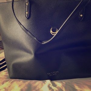 Victoria hand bag